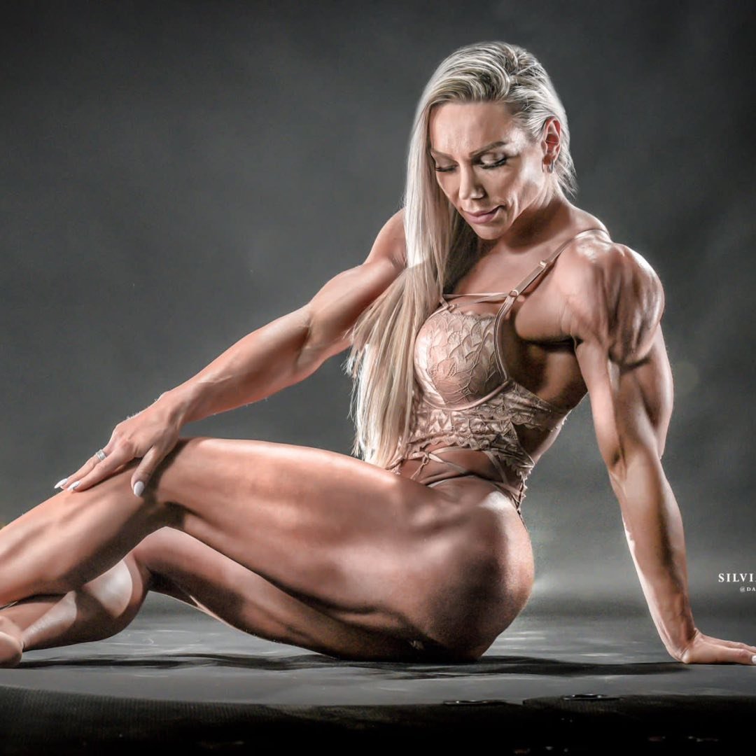 Silvia Kovacsova | Iffb Pro & Online Fitness Coach