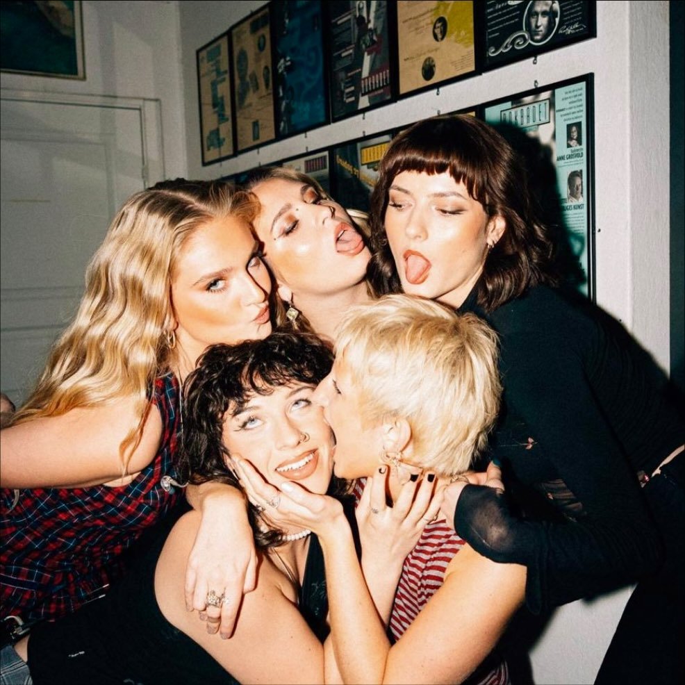 Girl Group
