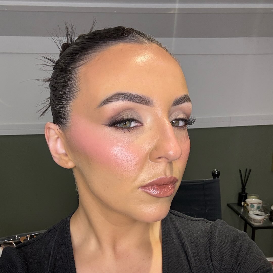 Robyn.byrne.makeup