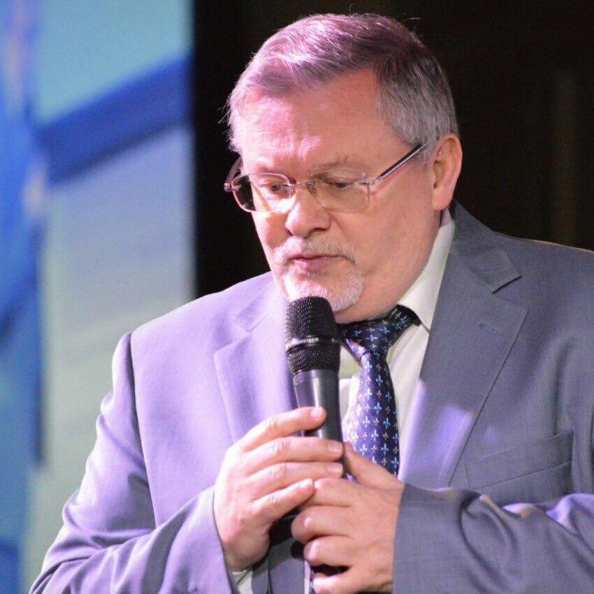 Владимир Полежаев