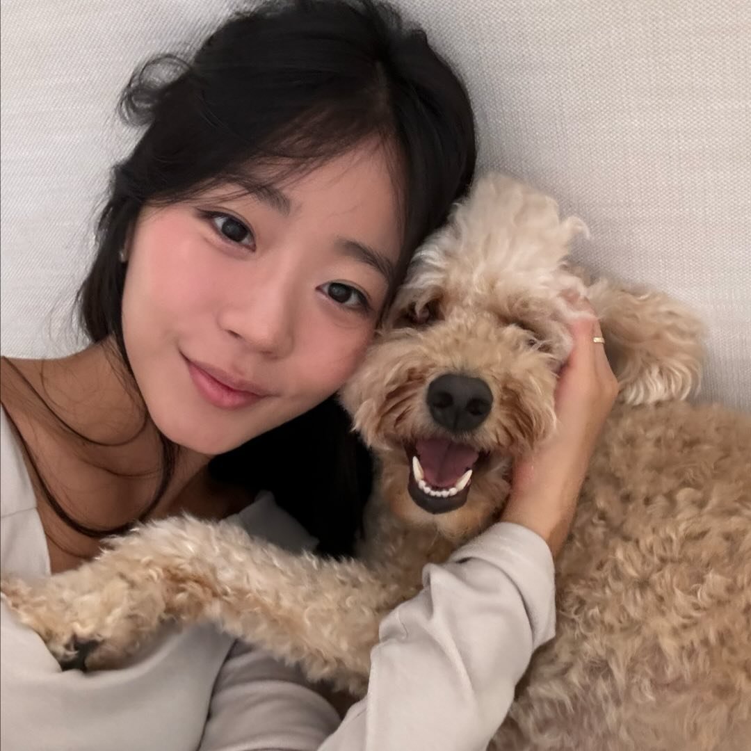 Evelyn 현정 Ha