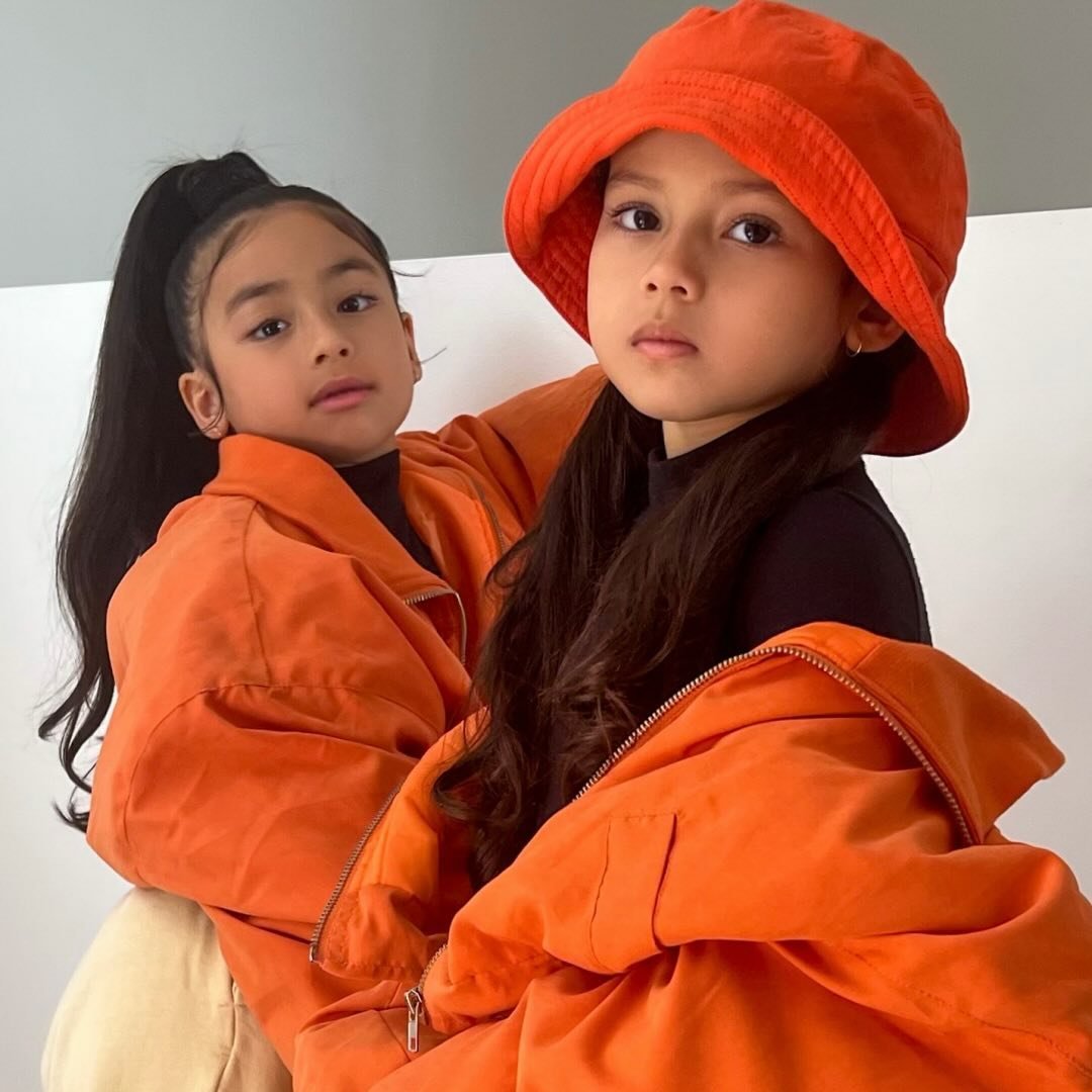 Mia & Tatiana