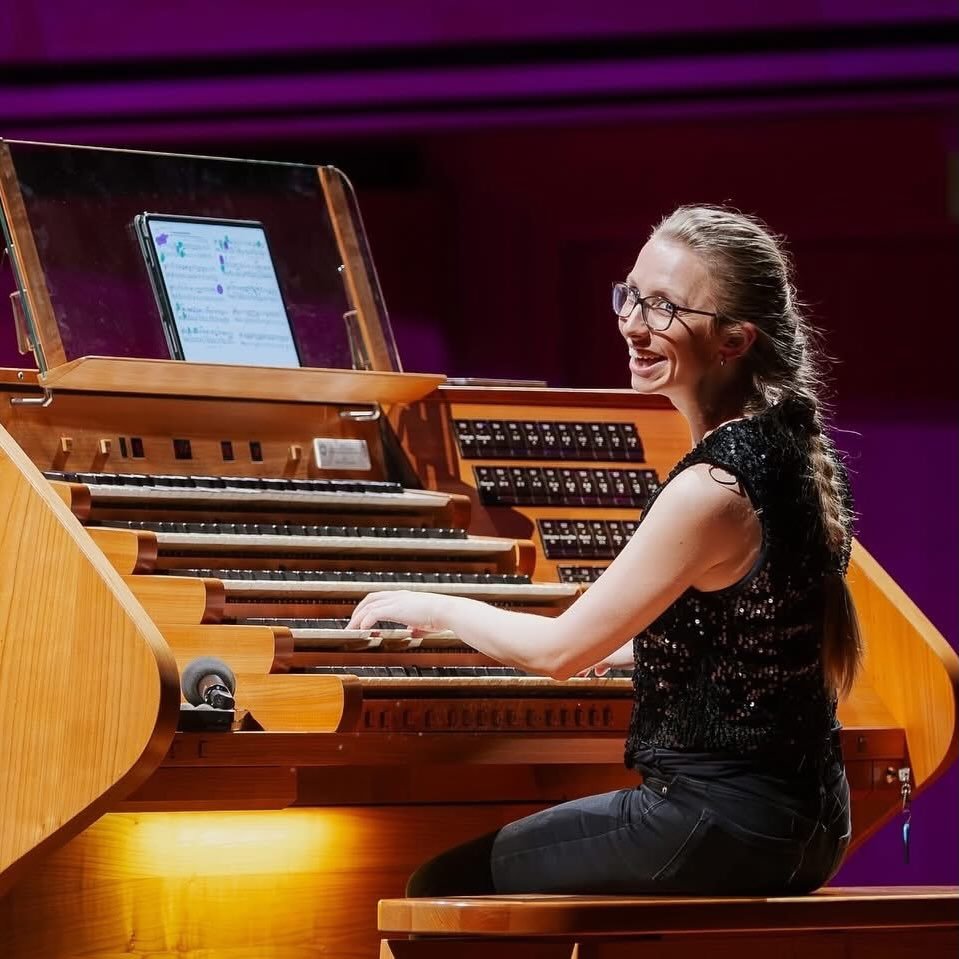 Anna Lapwood | Organist