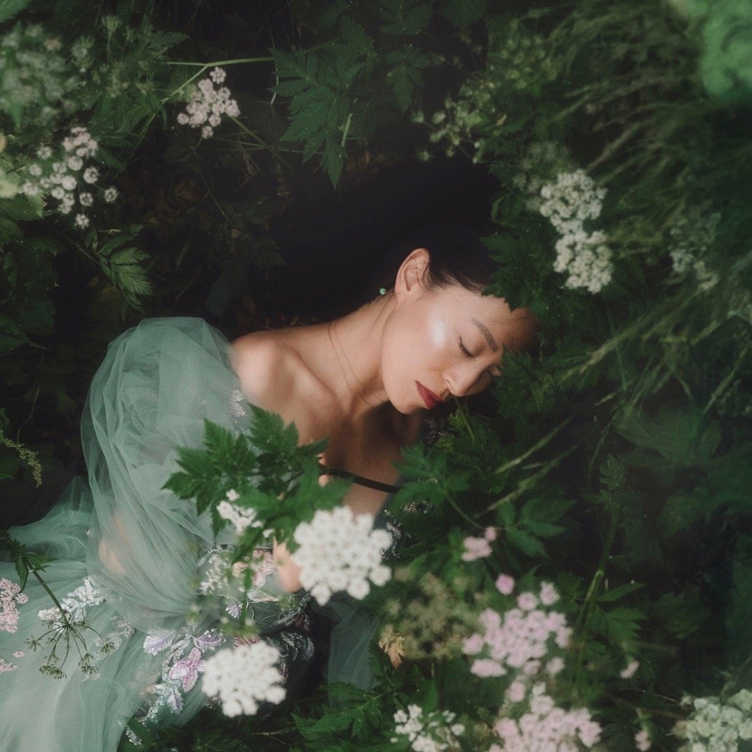 𝚆𝚎𝚗𝚍𝚢 𝙷𝚊𝚗𝚜𝚎𝚗 ☽ 𝚙𝚑𝚘𝚝𝚘𝚐𝚛𝚊𝚙𝚑𝚢 𝚐𝚛𝚘𝚞𝚗𝚍𝚎𝚍 𝚒𝚗 𝚗𝚊𝚝𝚞𝚛𝚎