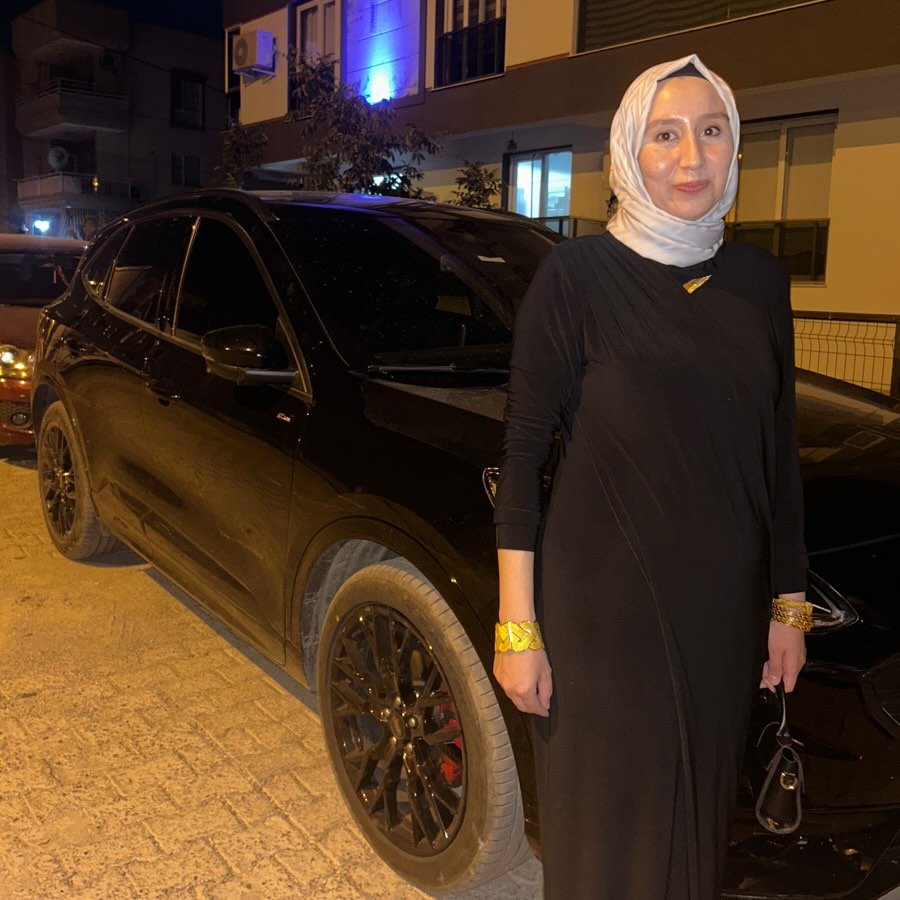 Merve ÇolakoĞlu Satış/sosyal Medya/dijital Pazarlama Uzmanı