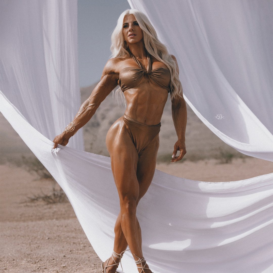 Asha Coulthard Online Transformation Coach  |  5x World Champion