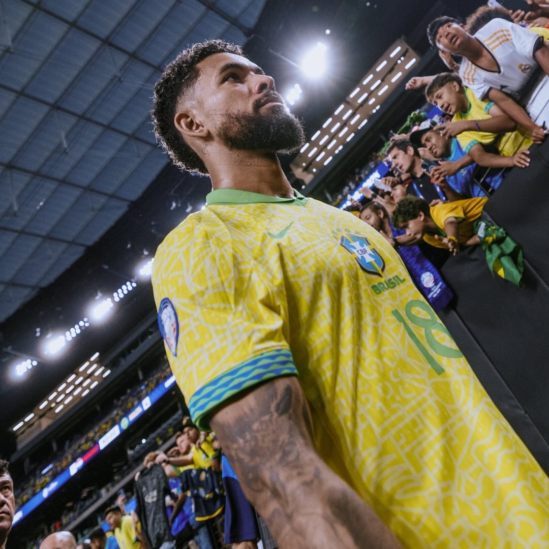 Douglas Luiz