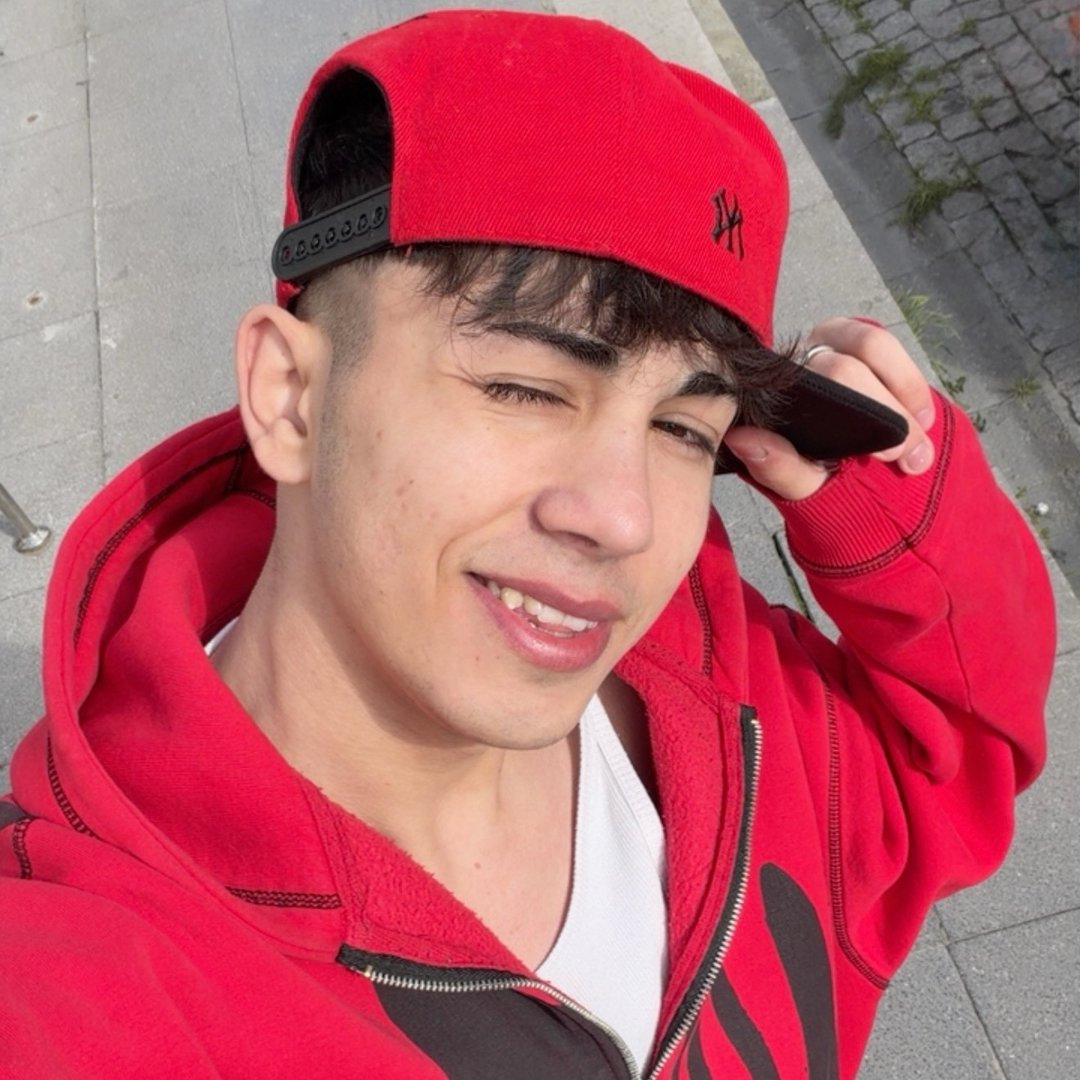 Ali demir