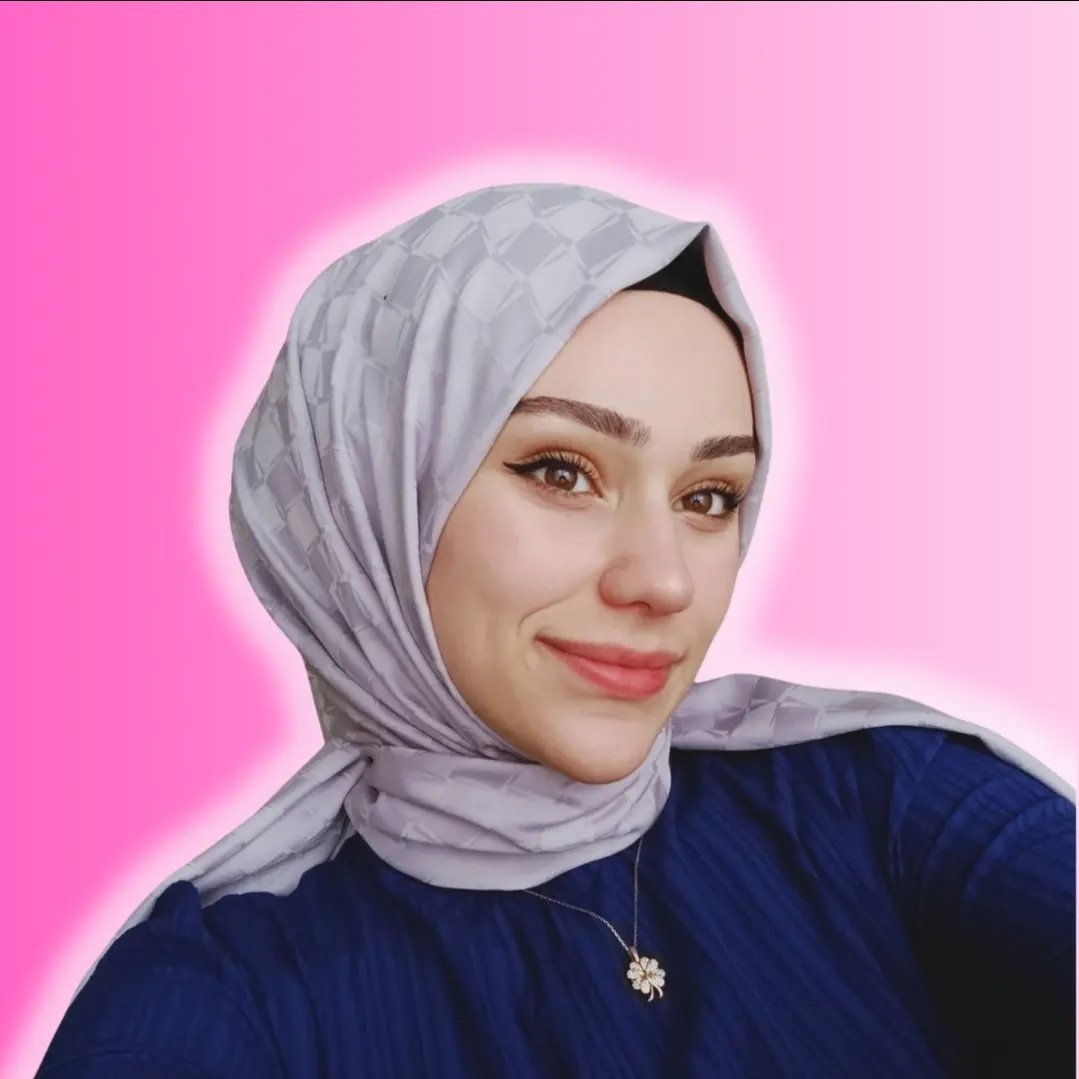 Beyza Top - İngilizce Öğretmeni
