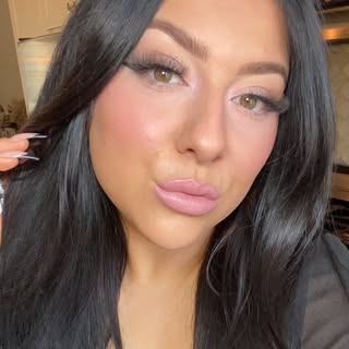 𝔤𝔞𝔟𝔟𝔦 🖤 makeup + beauty