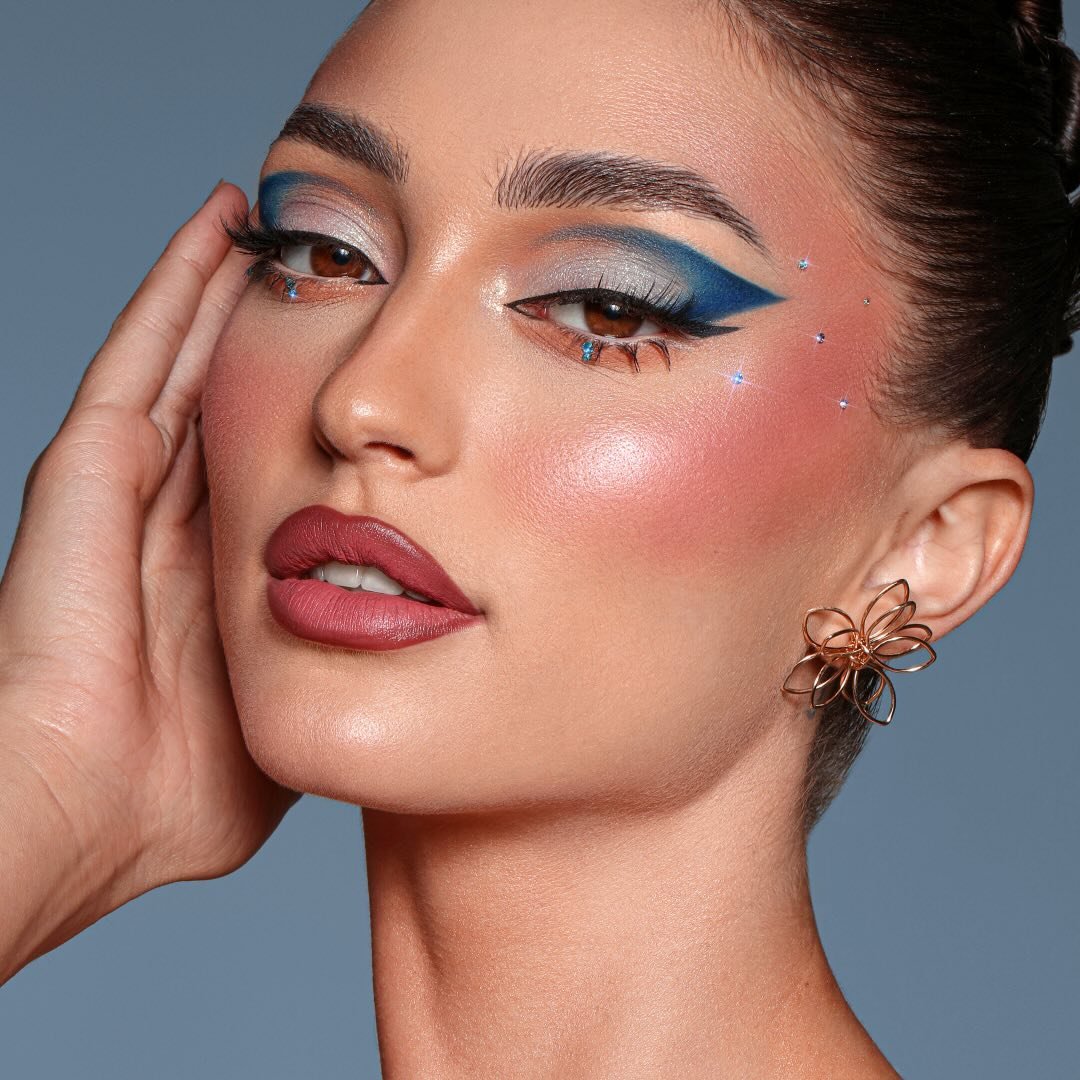 هبه المرزوقي ميكب ارتست Hiba Makeup Artist