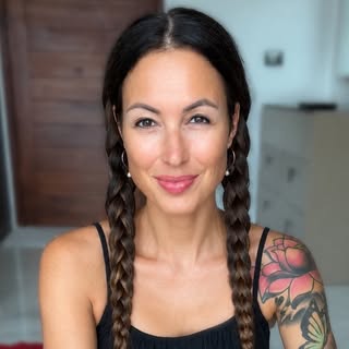 Simone Christina | 46 | Wechseljahre-Expertin