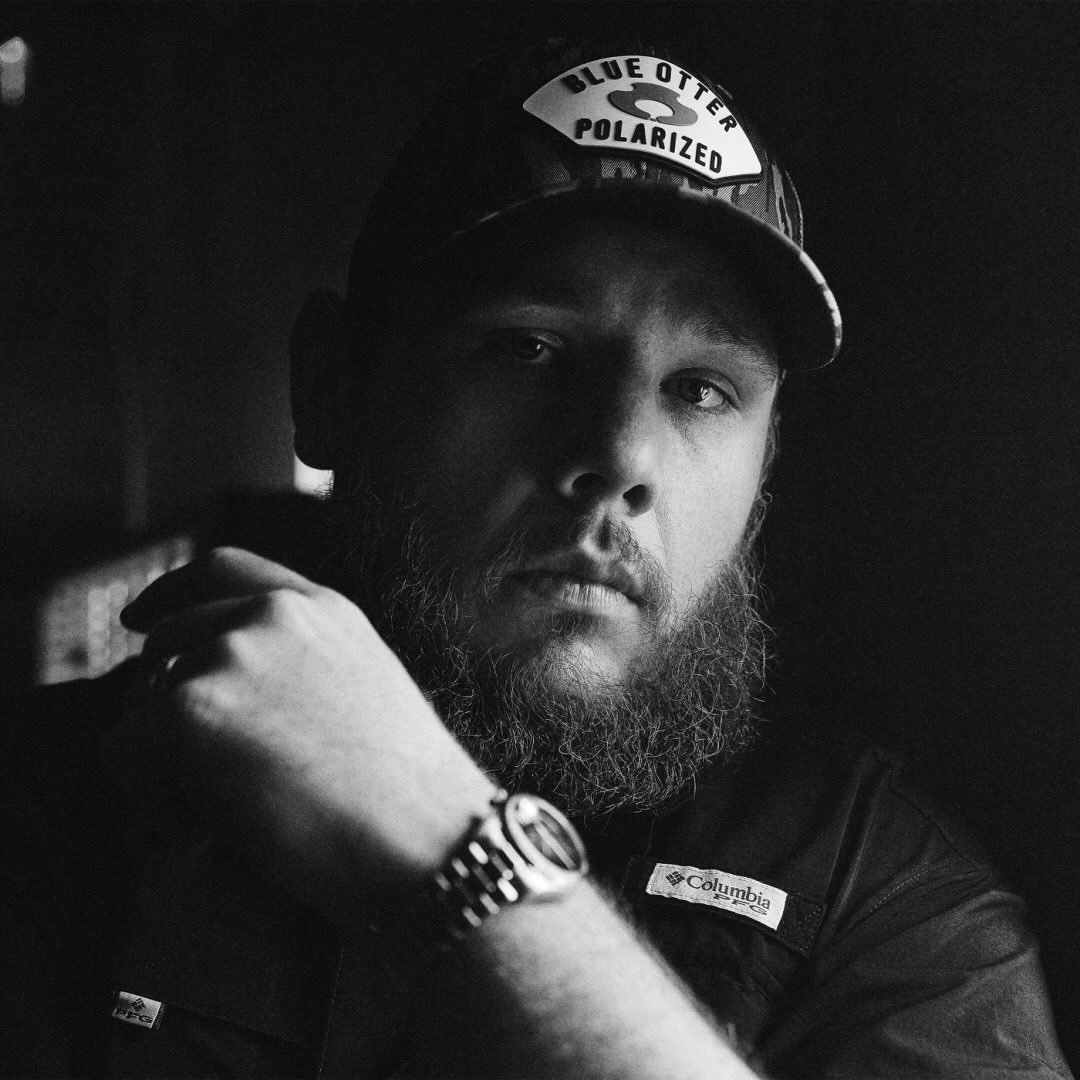 Luke Combs 🎤