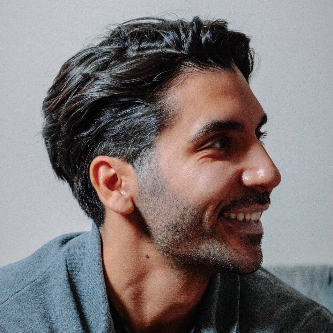 Stathis Provis | Personal Branding | Creative Strategist