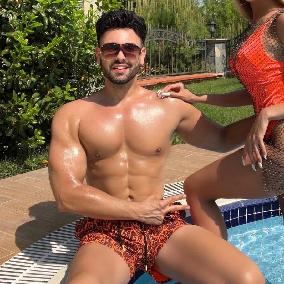 Taha Özer