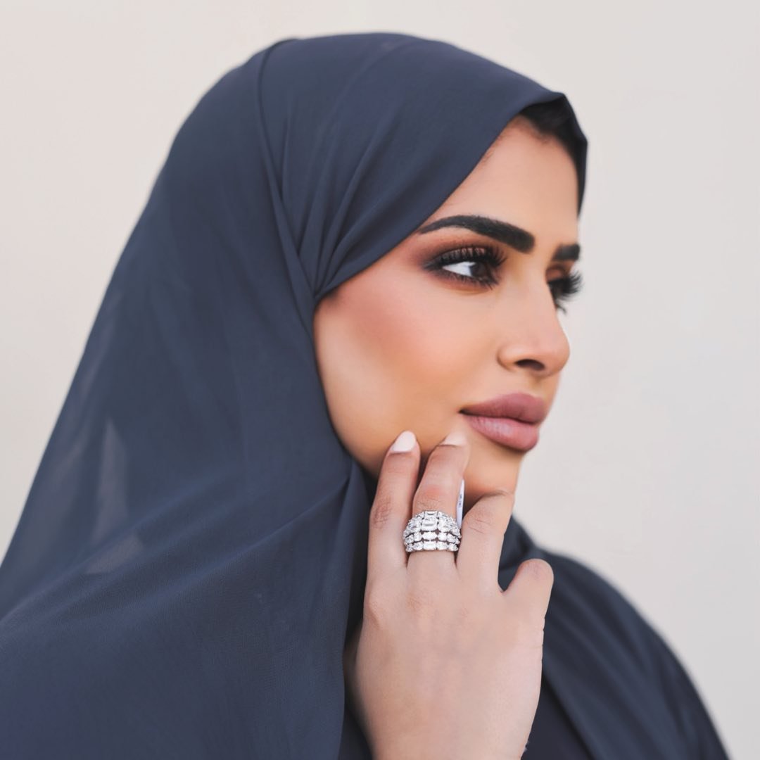 Amal Ibrahim أمل إبراهيم