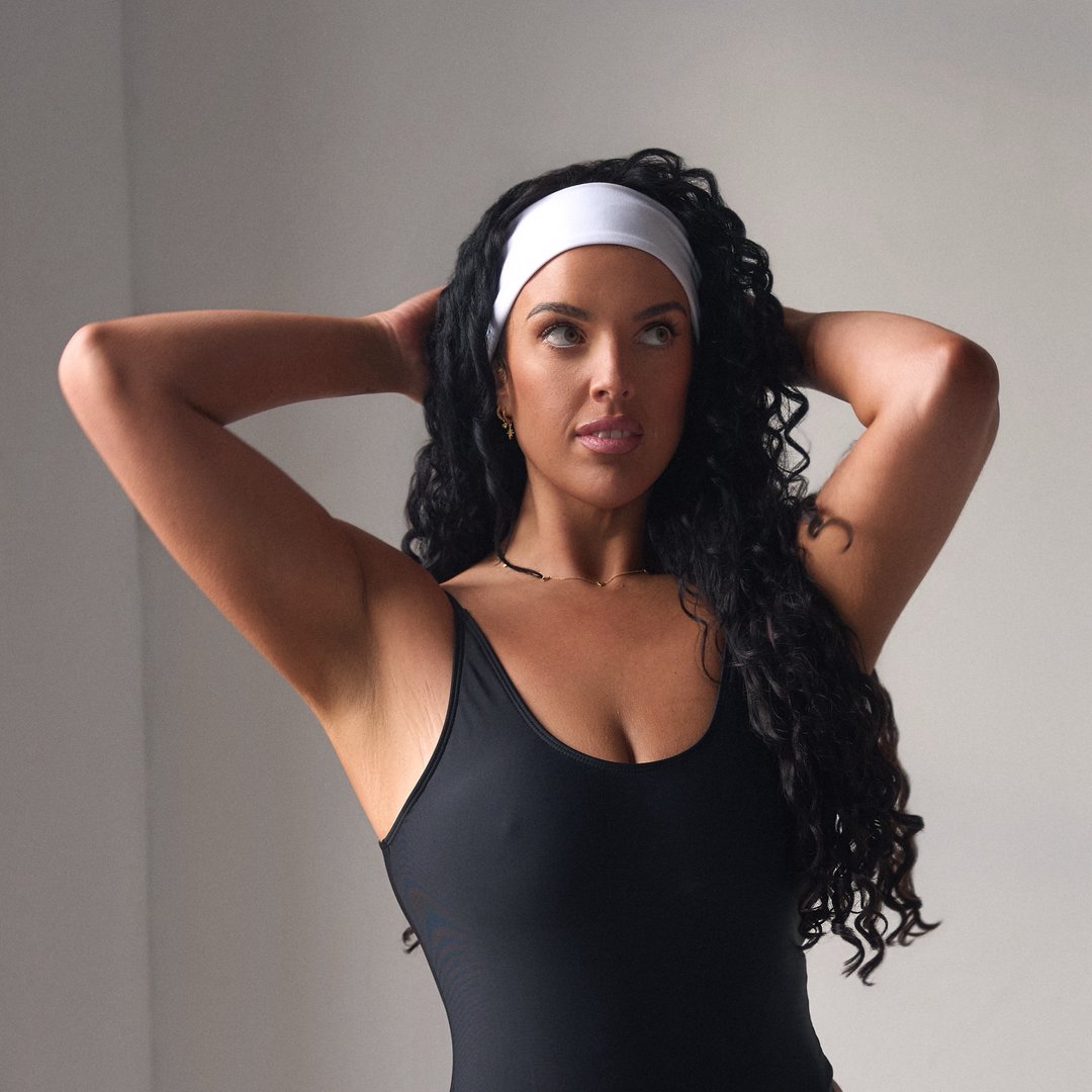 Nicki Georgiou | female online fitness coach