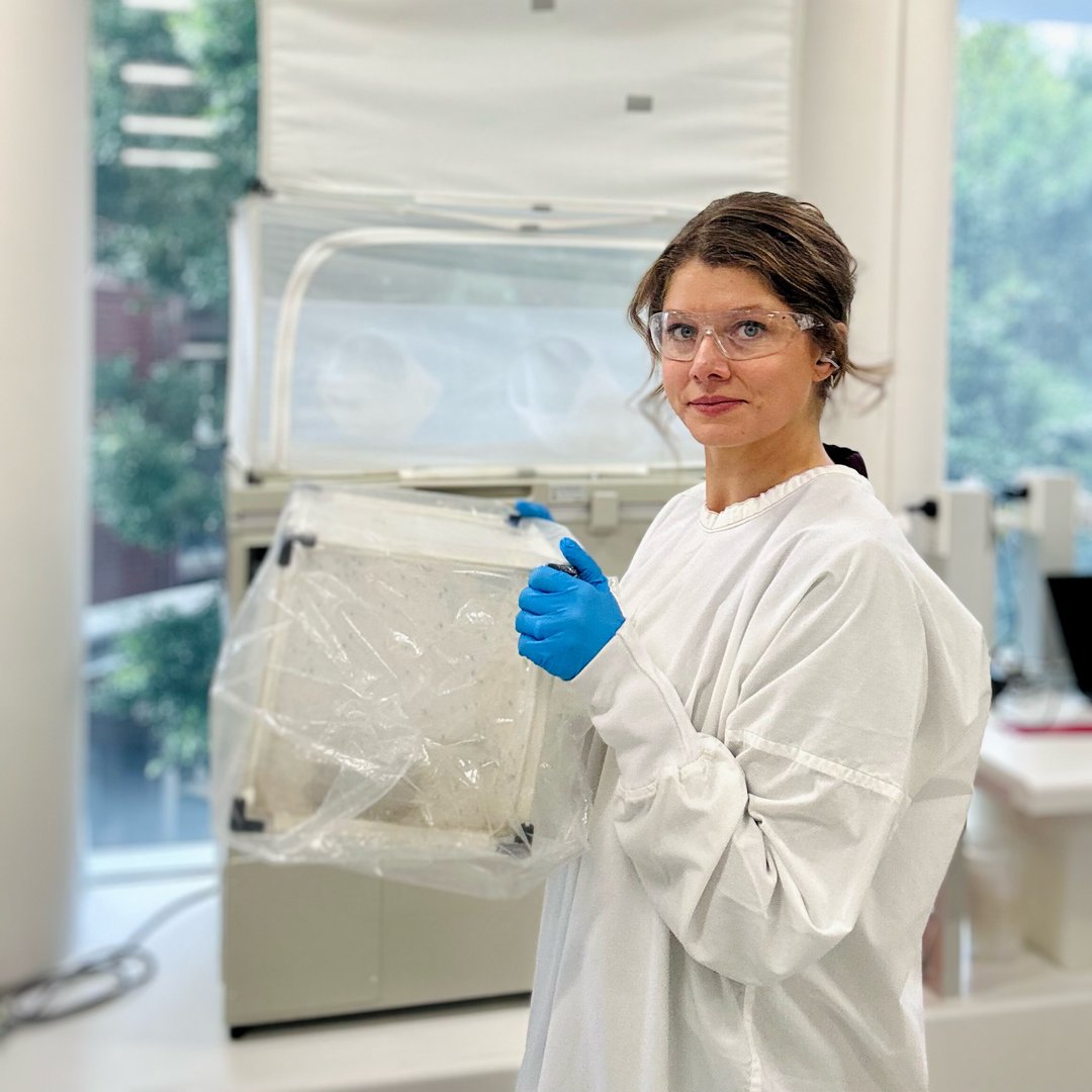 Dr. Véronique Paris