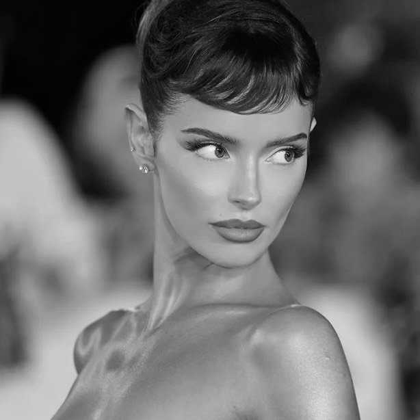 MAURA HIGGINS
