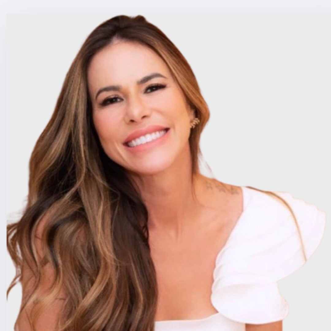 Flávia Cyfer