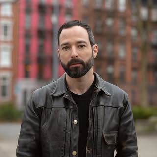 Mike Nouveau