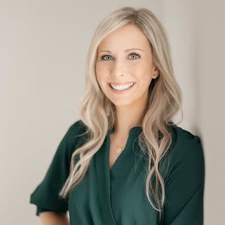 Dr. Tracy Dalgleish | Couples Therapist