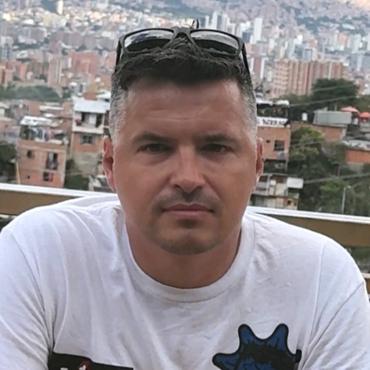 Mr Triper