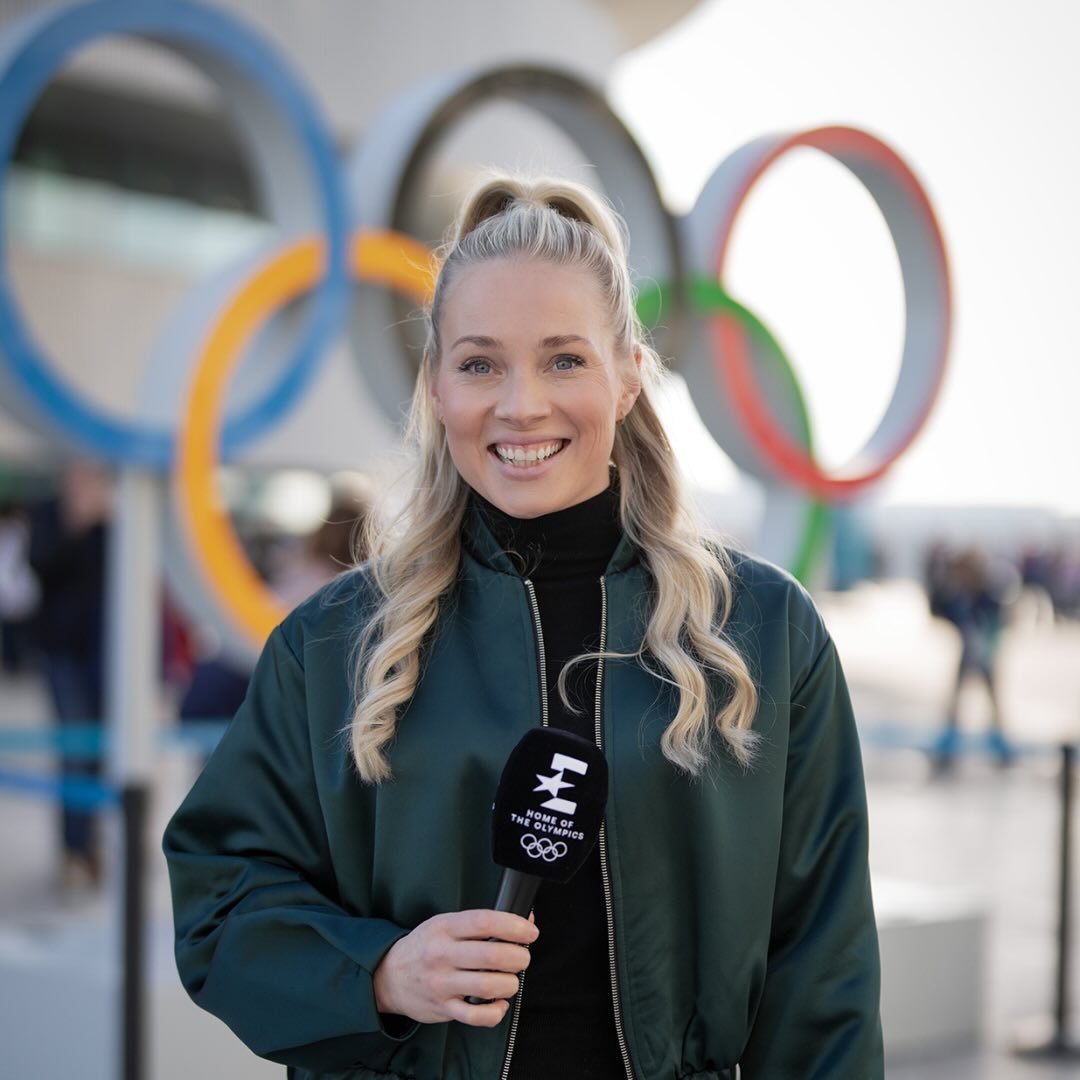 Oona- COACH, ATHLETE & MOM