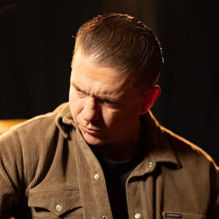 DAMIEN DEMPSEY