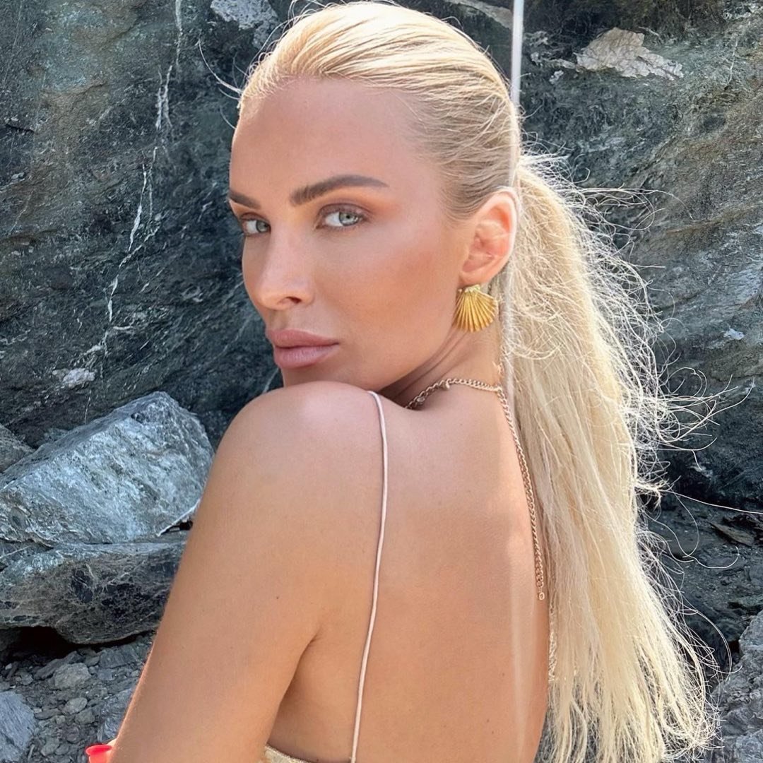 Katerina Kainourgiou Official