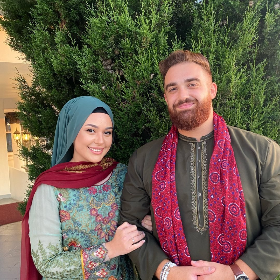 Kamal & Dilara Eat