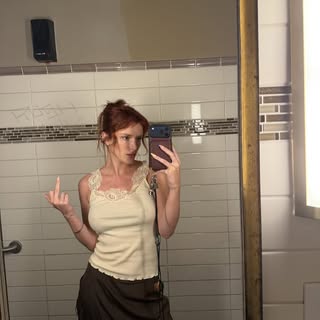 Bella Thorne
