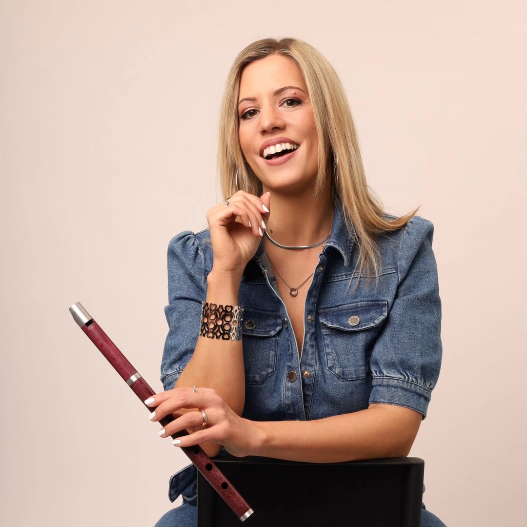 Sabrina Sauder (official)