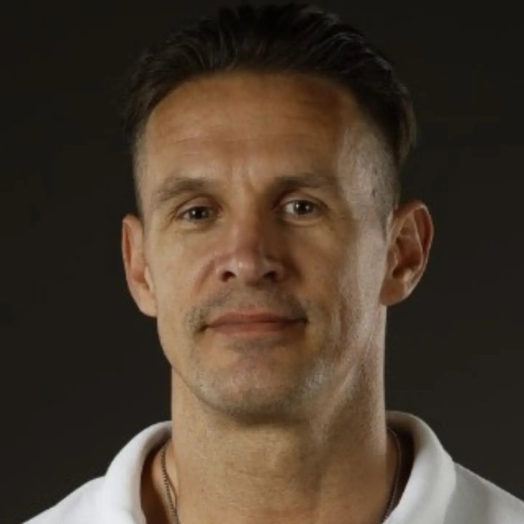 Coach Peter Burianek