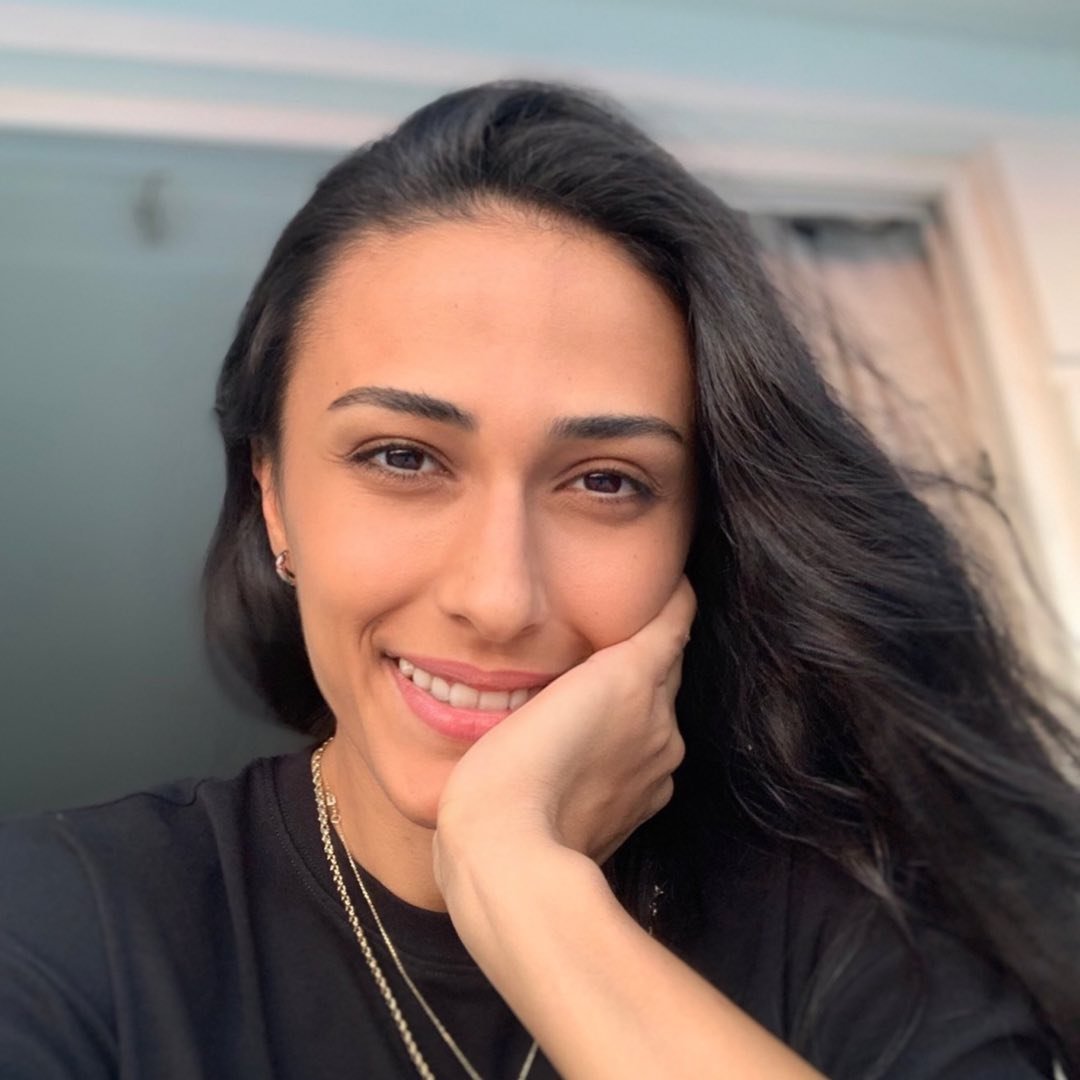 Simge Aköz