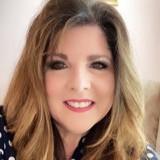 Donna Tronolone