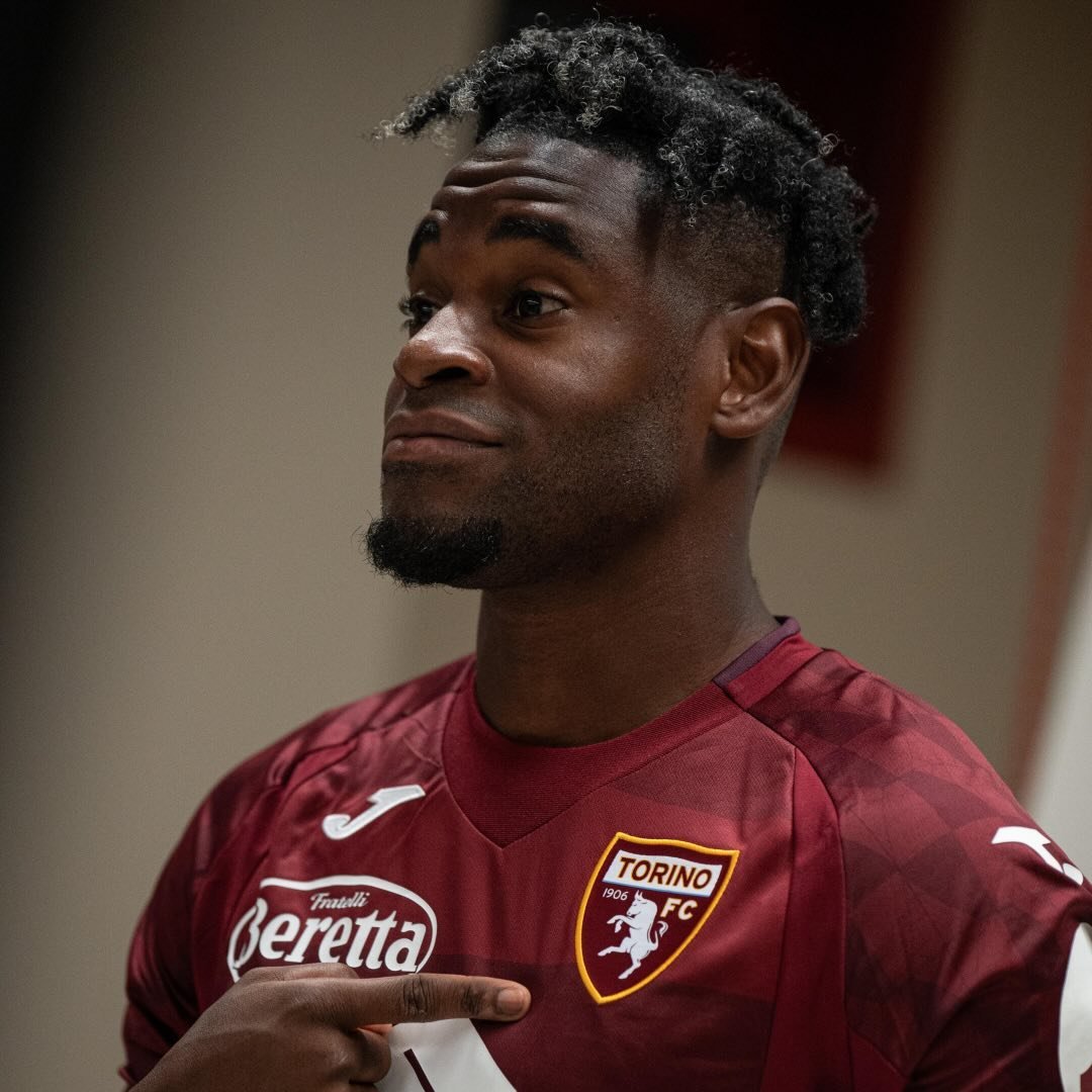 Duván Esteban Zapata 🇨🇴