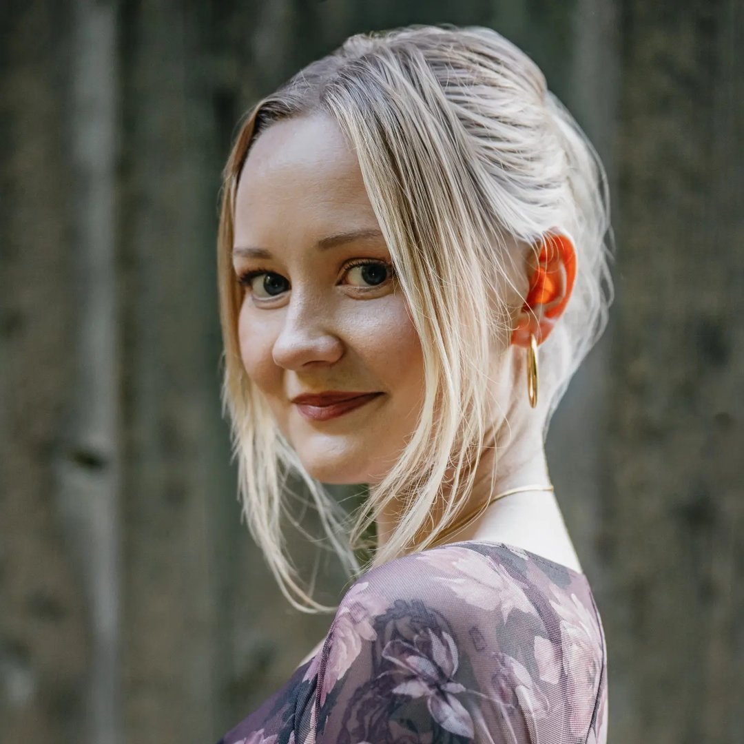 Natalie Nar | Autorin