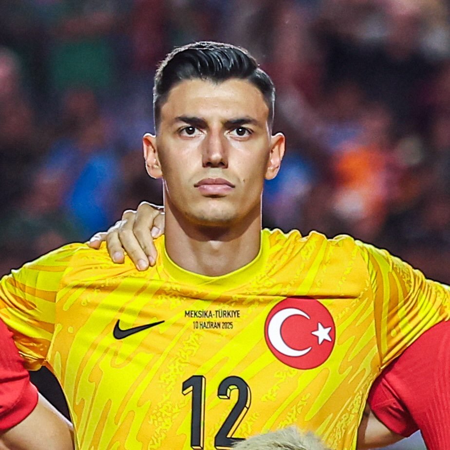 BERKE ÖZER