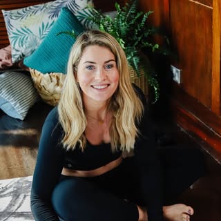 Emma Dowling - Female Fitness Specialist