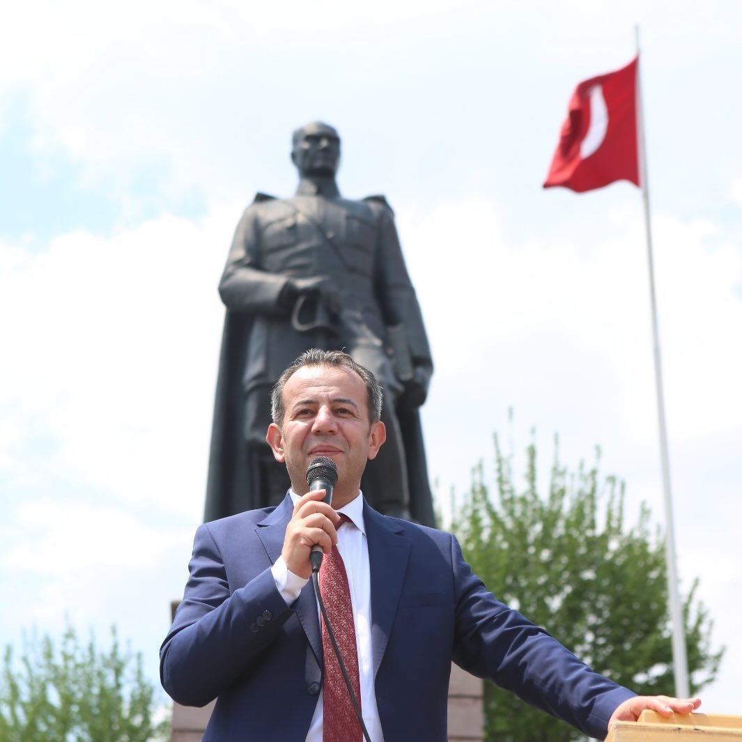 TANJU ÖZCAN