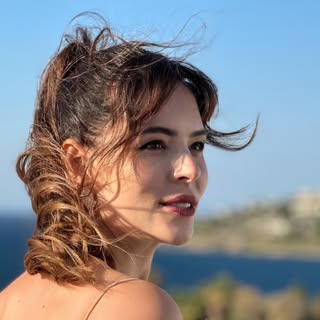 Yıldız Çağrı Atiksoy 💫