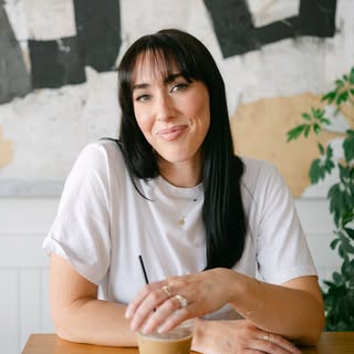 Megan Weeks | Minimal Brand + Web Designer
