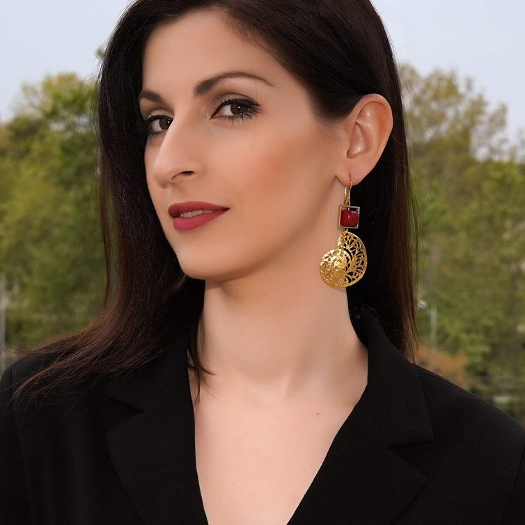 Dimitra's Beauty Channel