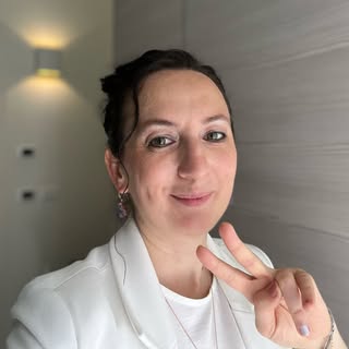 NAYA ILKNUR CIMEN | THERAPIST