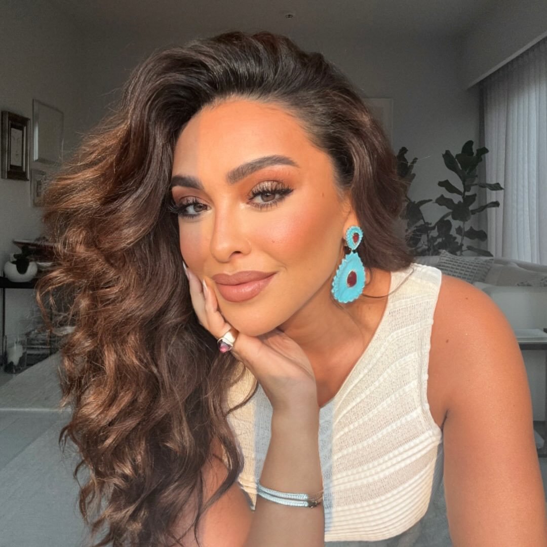 Ghizlan Guenez | غزلان قنز