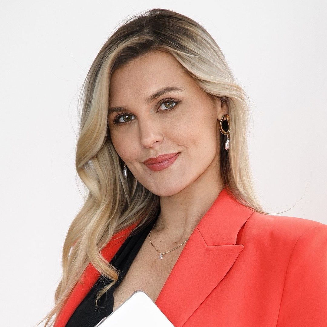 Janina Karelly | Unternehmerin | Immobilien & Vermögensaufbau