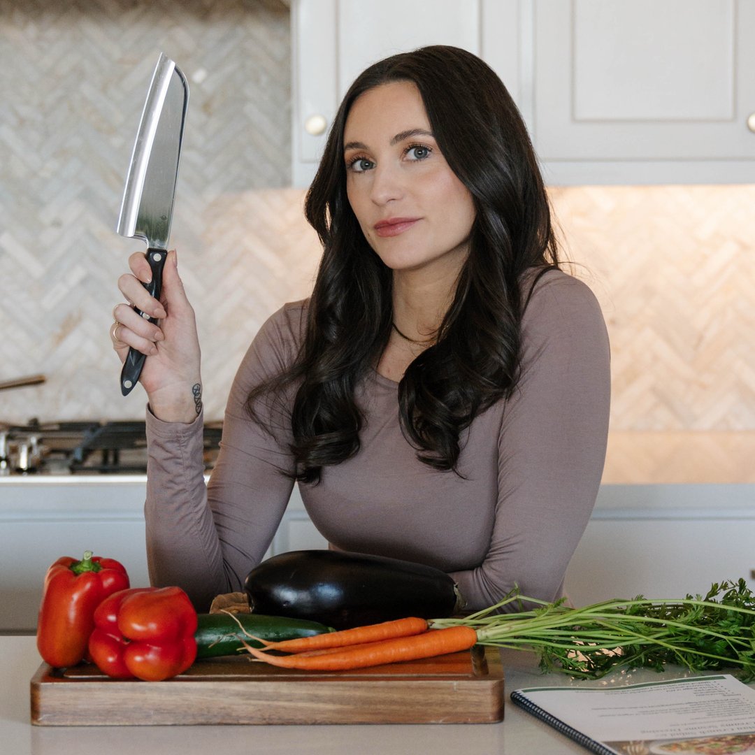 lauren | holistic wellness coach + nutrition + hormones