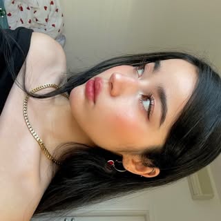 Bella Pajic ‧。⋆ ♡