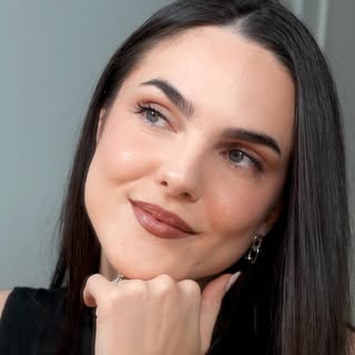 Alba de la Cruz